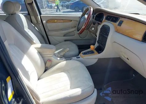 2002 Jaguar X-Type 3.0L from USA, damaged, VIN SAJEA51CX2WC54246